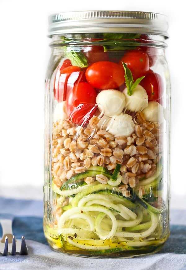 Zucchini Noodle Mason Jar Salad with Farro and Mozzarella