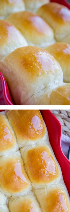 Aunt Shirley’s Famous Dinner Rolls (and a Bun in the Oven Announcement!