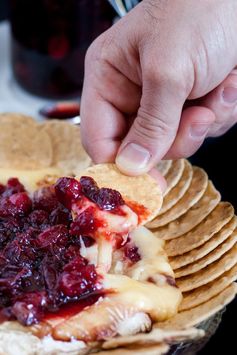 Baked Brie with Fresh Cranberries