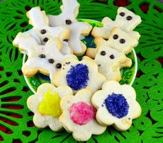 Buttery Cut-Out Christmas Cookies