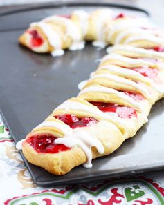 Candy Cane Crescent Roll Breakfast Pastry