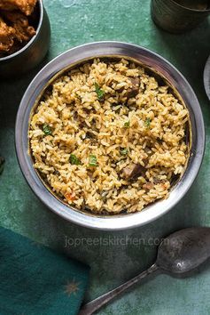 Chettinadu Mutton Biriyani using Coconut Milk