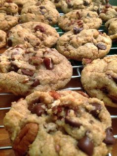 Chewy Chocolate Chip Pecan Cookies