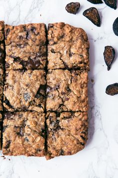 Dark Chocolate Fig Oatmeal Bars