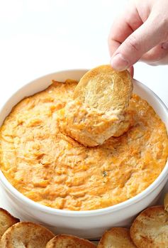 Easy Buffalo Chicken Dip