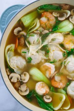 Easy Homemade Wonton Soup