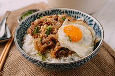 Gyudon (Japanese Beef & Rice Bowls