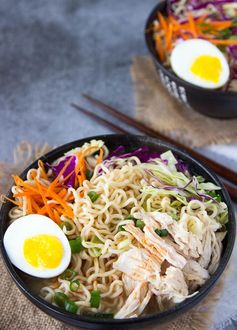 Healthy Chicken Ramen Bowl (clean eating