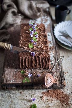 Mum's biscuit cake with coffee & chocolate