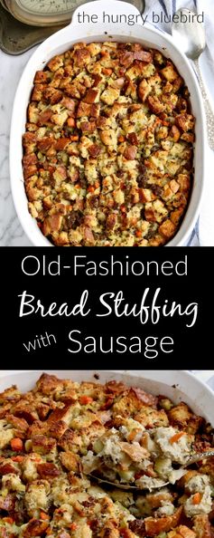 Old-Fashioned Bread Stuffing with Sausage