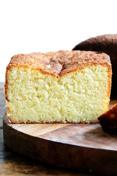 Ottolenghi’s Lemon-Semolina Almond Cake