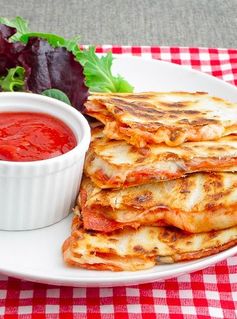 Pepperoni pizza quesadillas