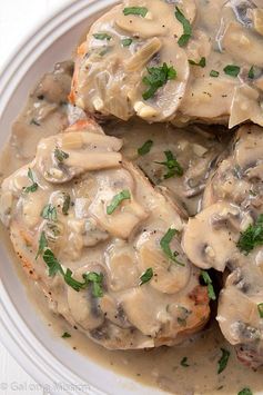 Pork Chops with Creamy Mushroom Sauce