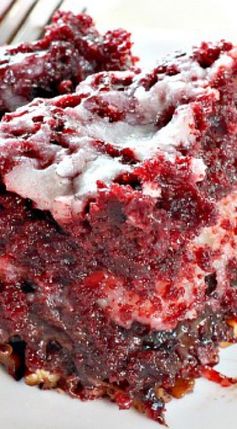 Red Velvet Earthquake Cake