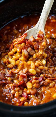 Slow Cooker Bourbon Baked Beans