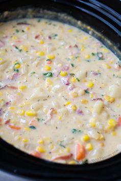 Slow Cooker: Creamy Bacon Corn Chowder