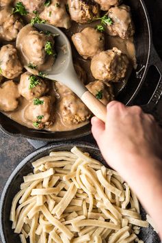 Slow Cooker Swedish Meatballs