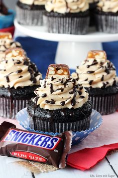 Snickers Cupcakes