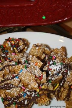 Tasty Holiday Parties with Chex Mix