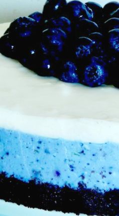 White Chocolate Blueberry Cheesecake