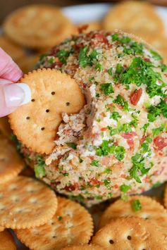 Bacon Jalapeño Cheese Ball