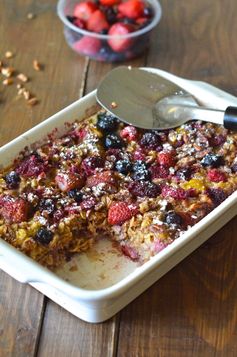 Baked Berry Oatmeal