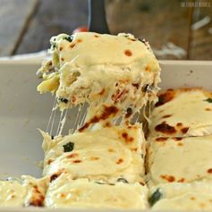 Creamy White Chicken Caprese Lasagna