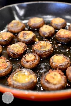 Easy Garlic Butter Roasted Mushrooms