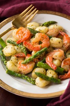 Easy Lemon-Pesto Gnocchi Shrimp and Asapargus