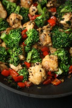 Healthy Sesame Chicken with Broccoli