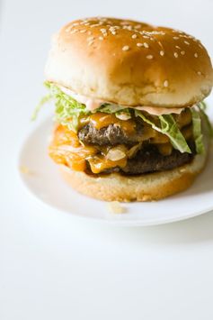 Homemade In N Out Burger Recipe with Lighter Secret Spread