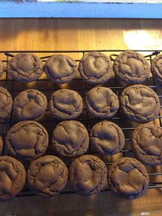 How to Bake Chocolate Rolo Cookies - a Cake Mix