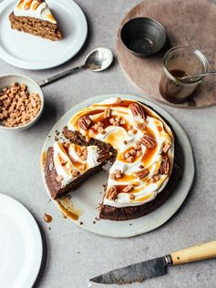 Salted Caramel Pumpkin Spice Cake