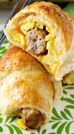 Sausage, Egg and Cheese Breakfast Roll-Ups