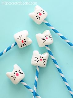 Simple cat marshmallows