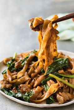 Thai Stir Fried Noodles (Pad See Ew