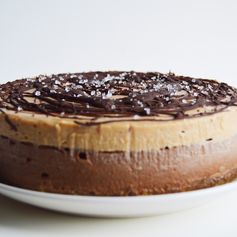 Vegan Chocolate Salted Caramel Cheesecake