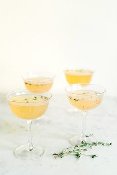 Bruleed Grapefruit & Gin Fizz