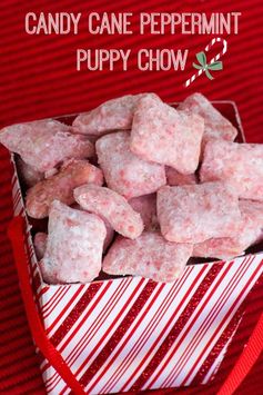 Candy Cane Peppermint Puppy Chow #SweetEatsHolidayTreats