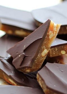 Chocolate Covered Pretzel Toffee