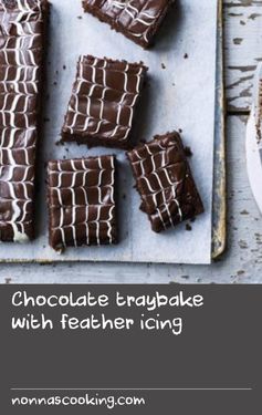 Chocolate traybake with feather icing