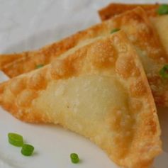 CRAB AND CREAM CHEESE WON TONS w/ CHINESE HOT MUSTARD SAUCE