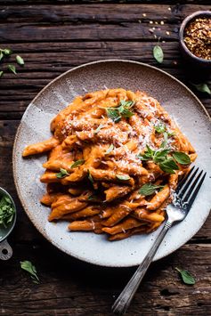 Crockpot Sun-Dried Tomato Penne Alla Vodka