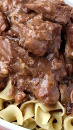 Easy Crockpot Beef Tips with Gravy