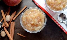 Easy Homemade Chunky Applesauce