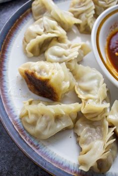 Easy Pork Potstickers with a Chilli Dipping Sauce