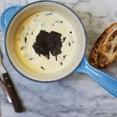 Fonduta con Tartufi (Truffle Fondue