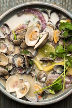 Fragrant Thai-Style Clams in Coconut Broth