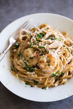 Garlic Butter White Wine Shrimp Linguine