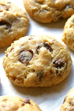 Gluten-Free Chocolate Chip Oatmeal Cookies